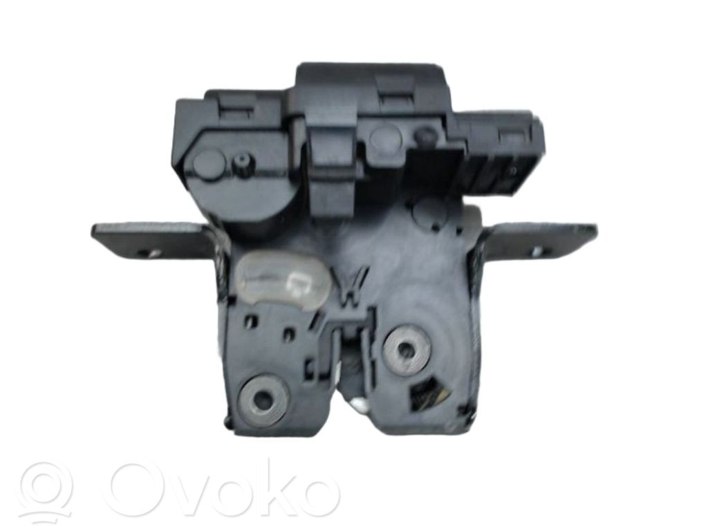 Lastausoven lukko   8200947699,8200947699