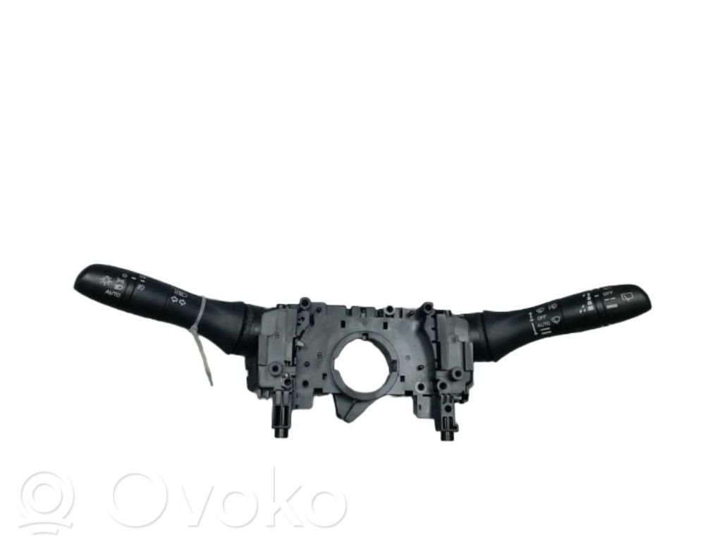 Nissan X-Trail T32 Manetka / Przełącznik kierunkowskazów wycieraczek