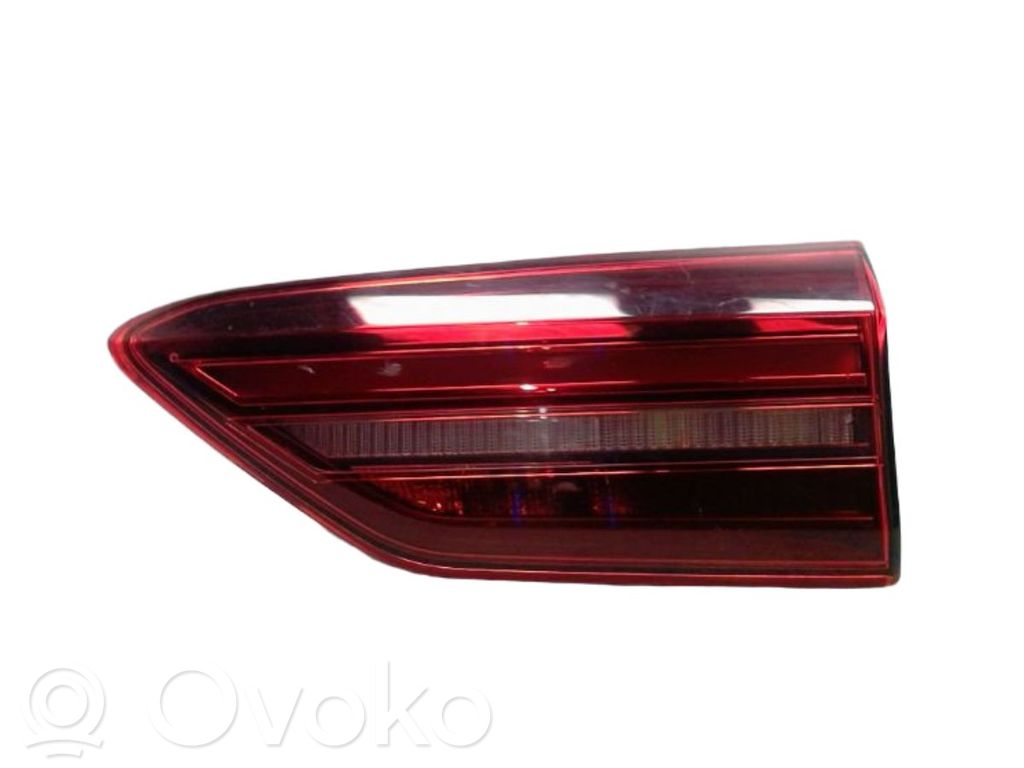 Volkswagen Polo VI Luci posteriori del portellone del bagagliaio