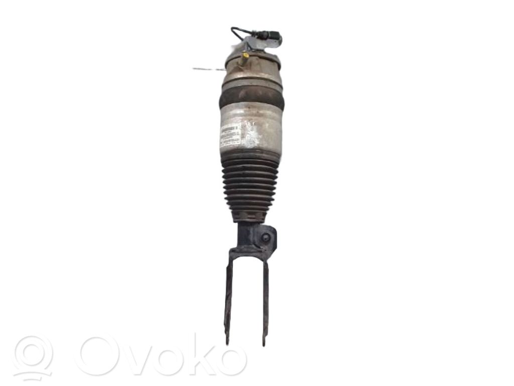 Stoßdämpfer vorne   958413032B,120709213259,7P5616040AJ,958413032B
