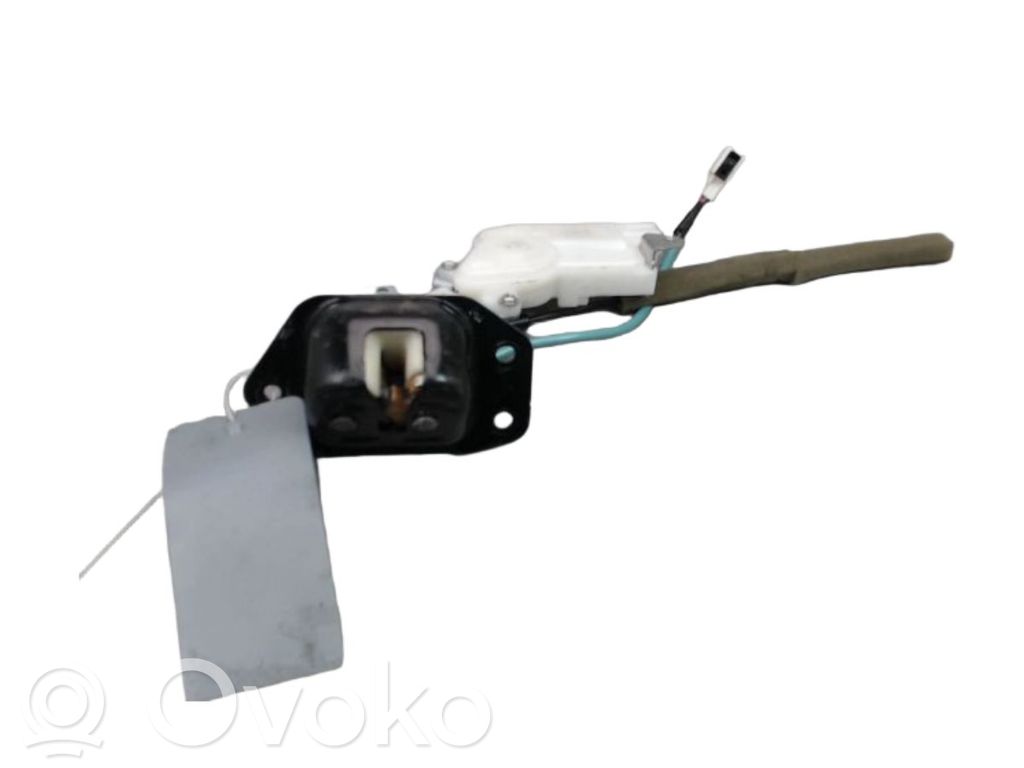 Nissan Note (E12) Bagažinės spyna