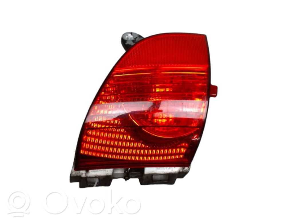 Peugeot 2008 I Takapuskurin valo 