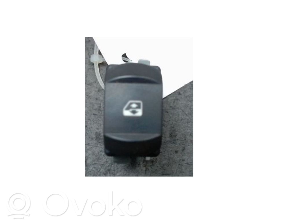 Renault Clio III Comutator comandă geamuri electrice 