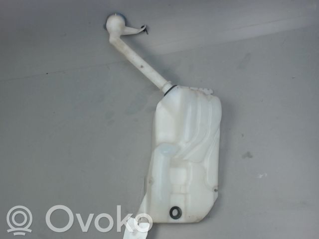Nissan Qashqai Langų skysčio bakelis 