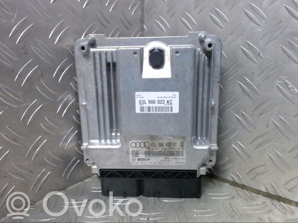 Audi A4 S4 B8 8K Engine control unit/module 