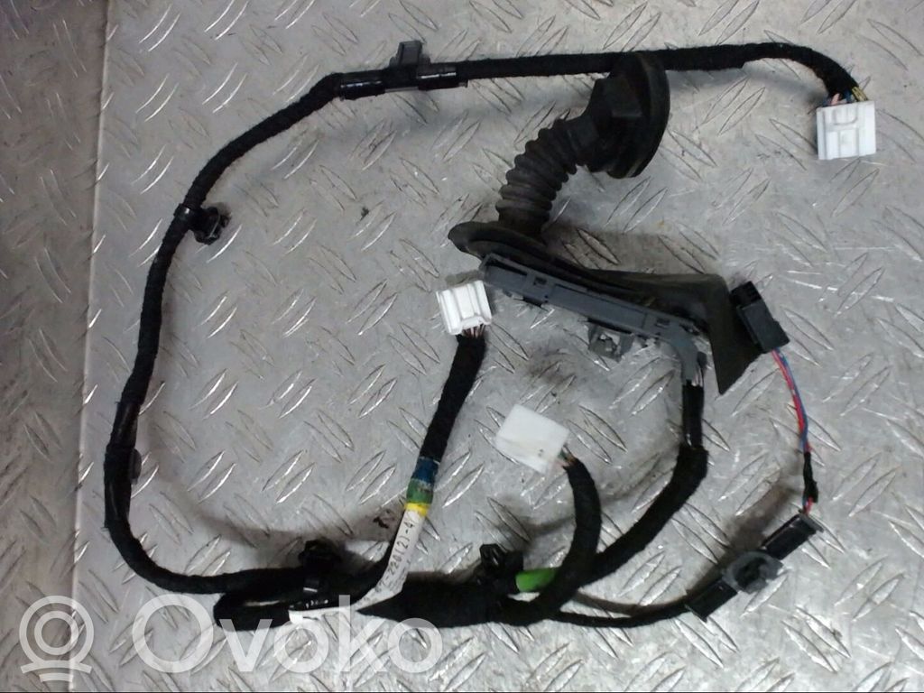 Cableado de puerta trasera   GHP967220