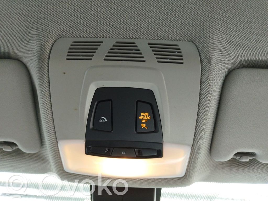 BMW 3 F30 F35 F31 Światło fotela przedniego 