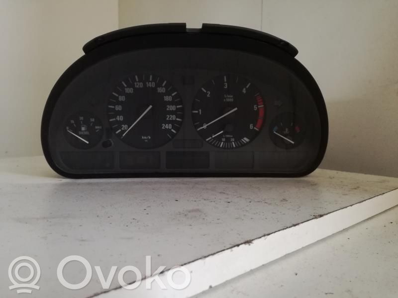 BMW 5 E39 Speedometer (instrument cluster) 