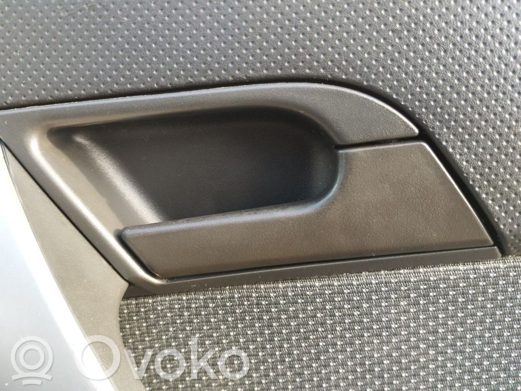 Chevrolet Aveo Manecilla interna puerta delantera 