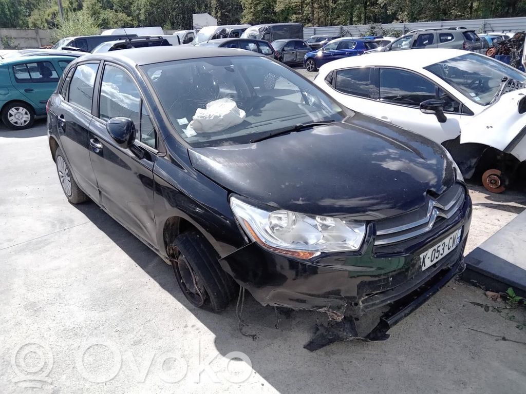 Citroen C4 II Etujarrusatula 