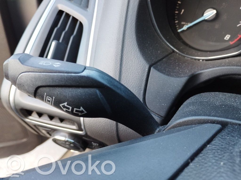 Ford Focus Lenkstockschalter Kombischalter Blinkerhebel / Lichthebel 