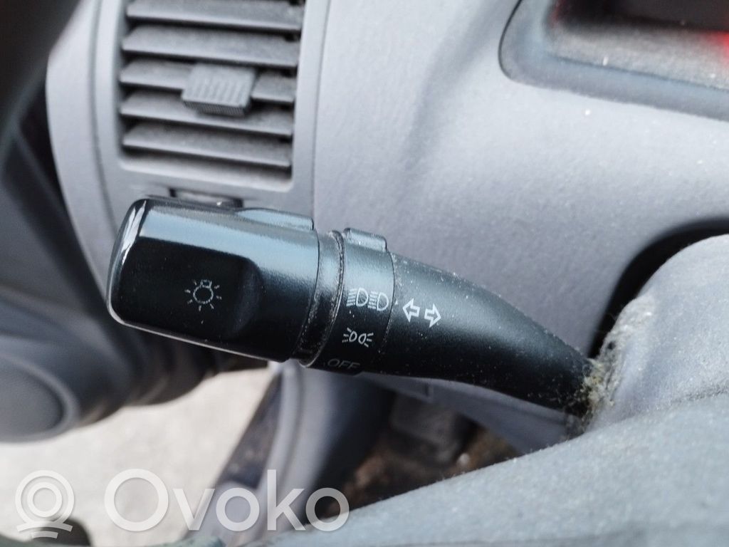 Hyundai Matrix Manetka / Przełącznik kierunkowskazów 