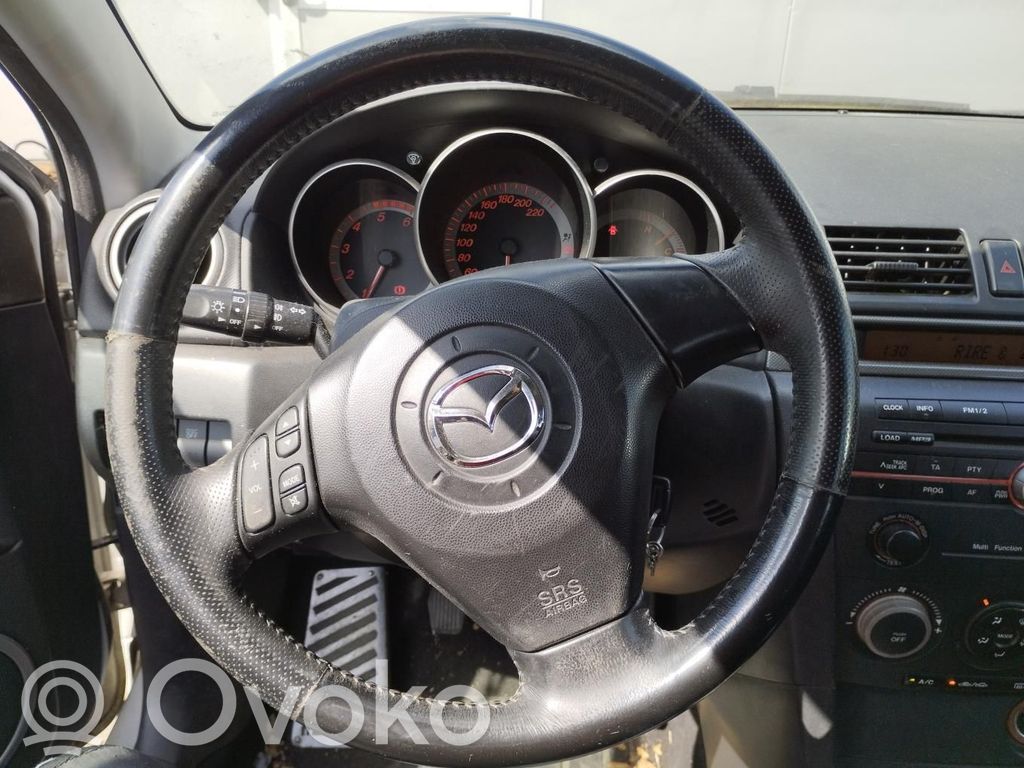 Mazda 3 I Vairo oro pagalvė 