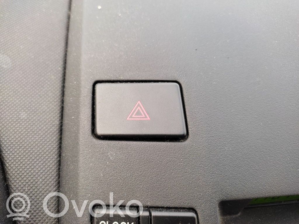 Hazard light switch   CC29664H0