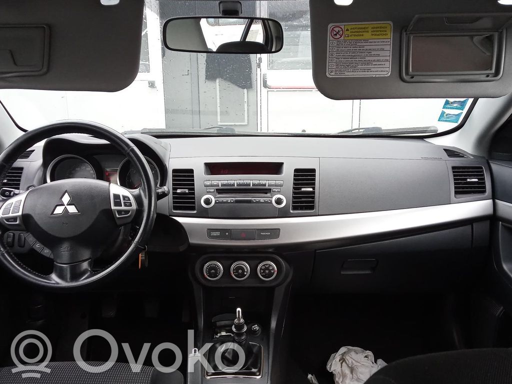 Mitsubishi Lancer X Panelis 