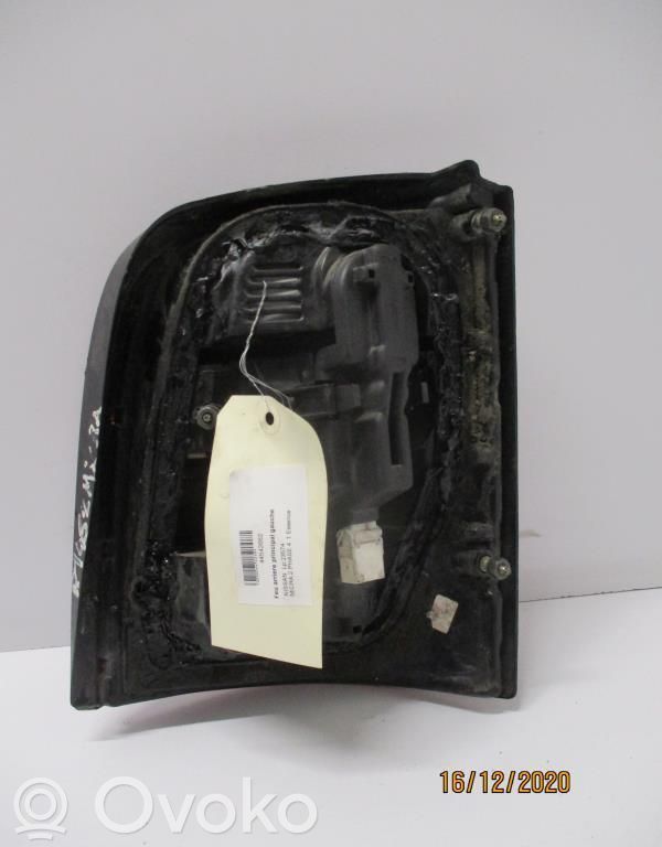 Nissan Micra Lampa tylna 