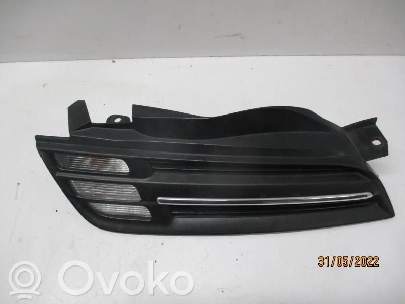 Nissan Micra Front fender indicator light 
