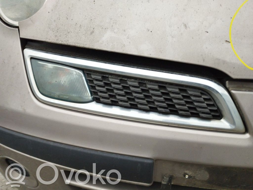 Nissan Micra Front grill 