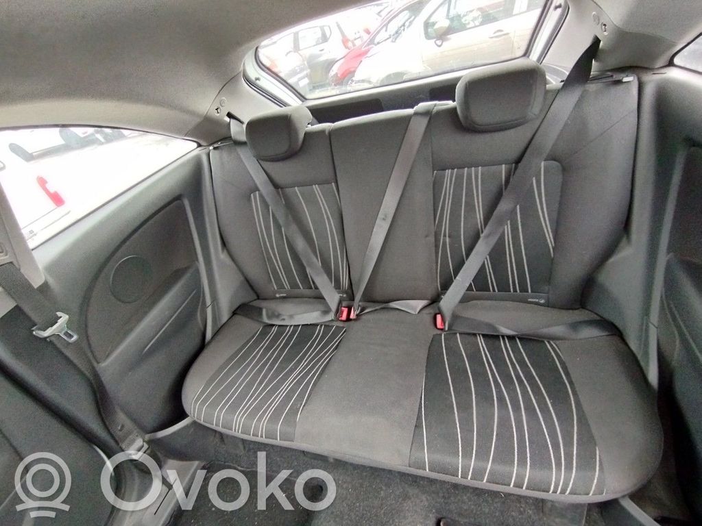 Opel Corsa D Asiento trasero 