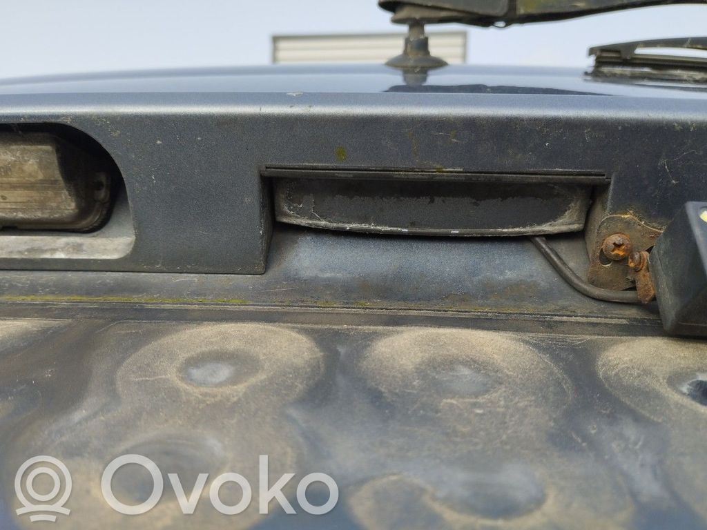 Peugeot 307 Tailgate opening switch 