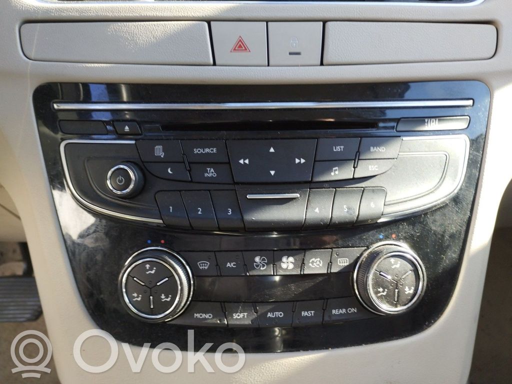 Peugeot 508 Botón interruptor de luz de peligro 