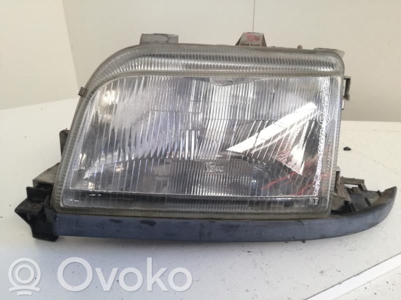 Renault Clio I Headlight/headlamp 