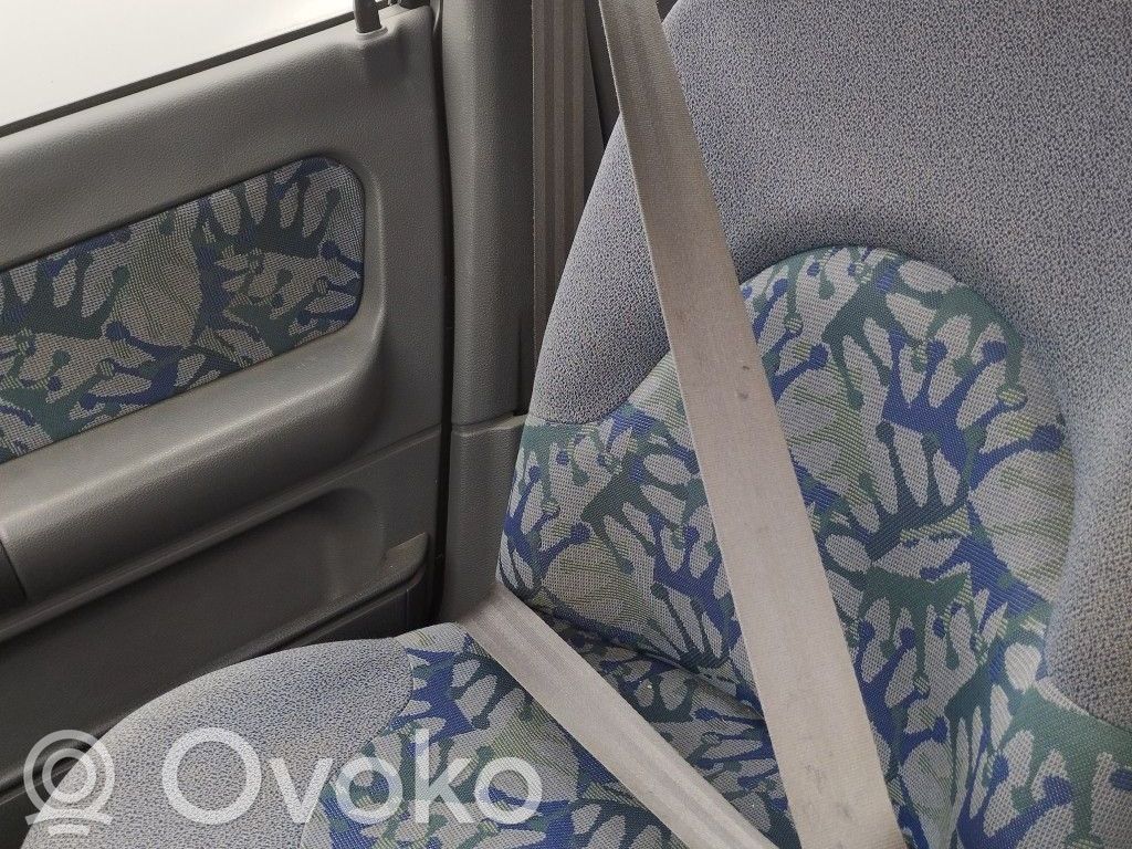 Renault Clio I Cinturón delantero 