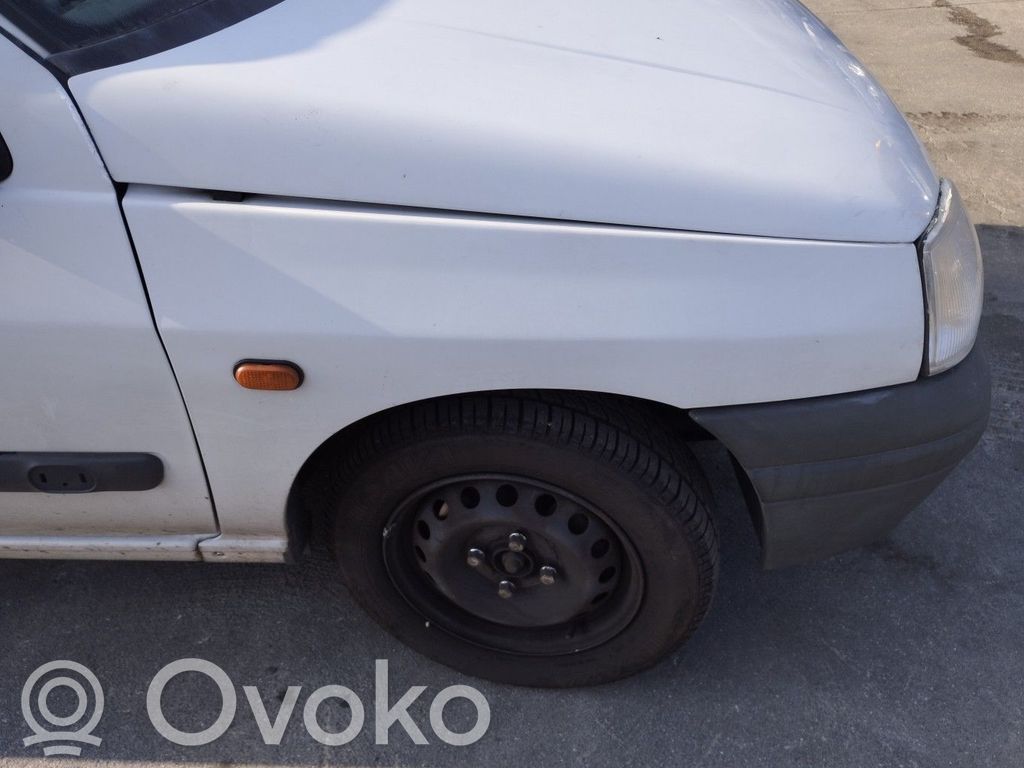 Renault Clio I Apakšspārns 
