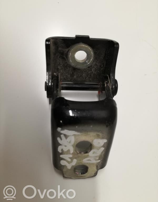 Renault Clio IV Rear door upper hinge 