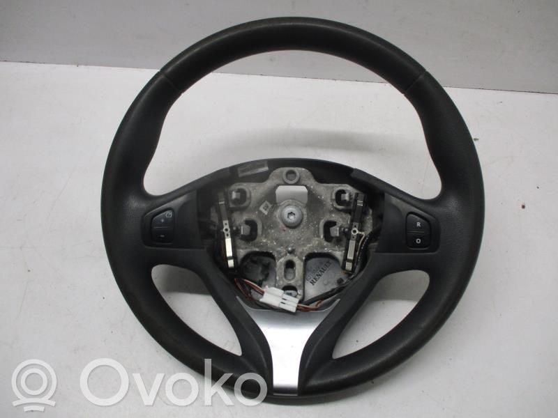 Renault Clio IV Ohjauspyörä 