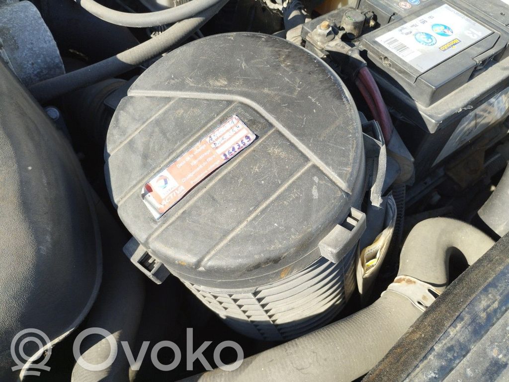 Renault Laguna I Air filter box 