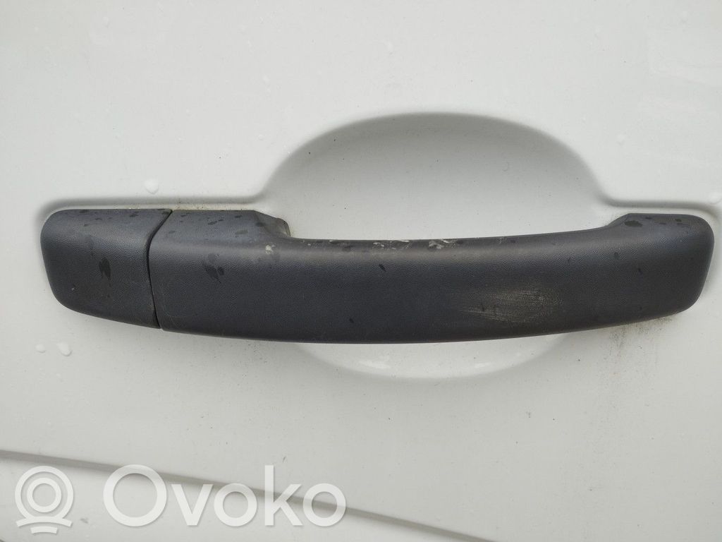 Renault Master III Klamka zewnętrzna drzwi przednich 