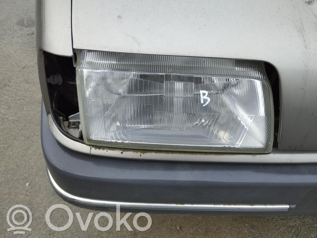 Renault 19 Headlight/headlamp 