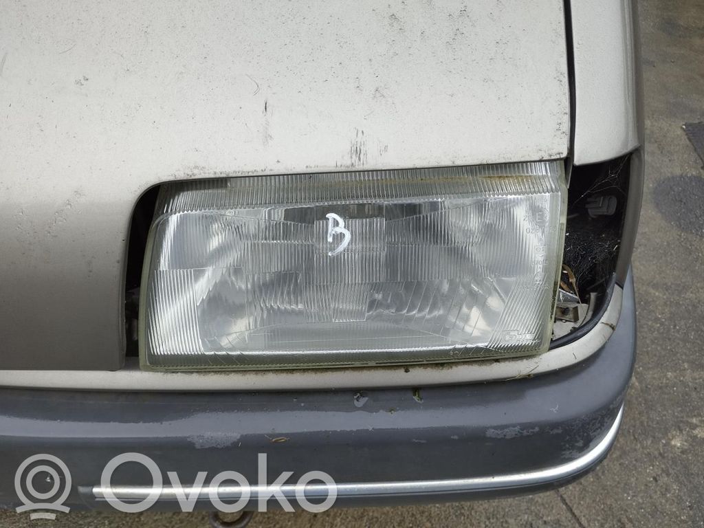 Renault 19 Headlight/headlamp 