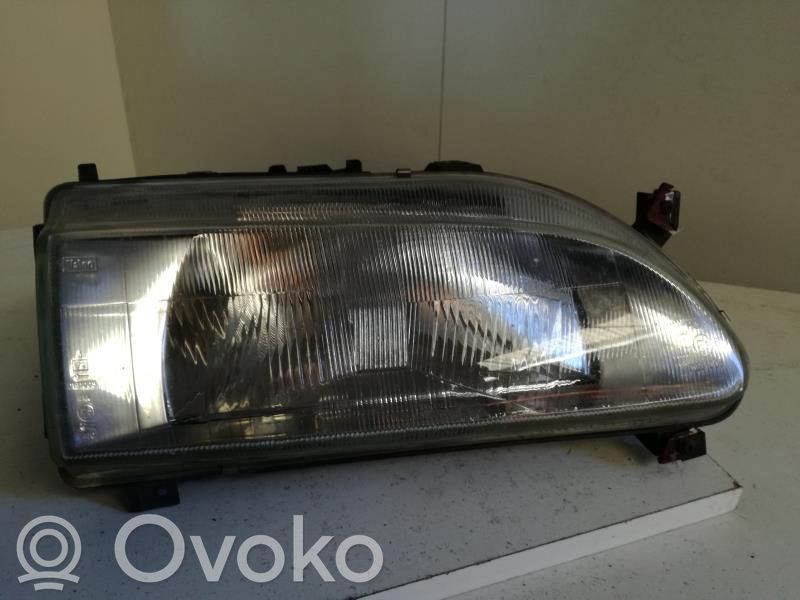 Renault 19 Headlight/headlamp 