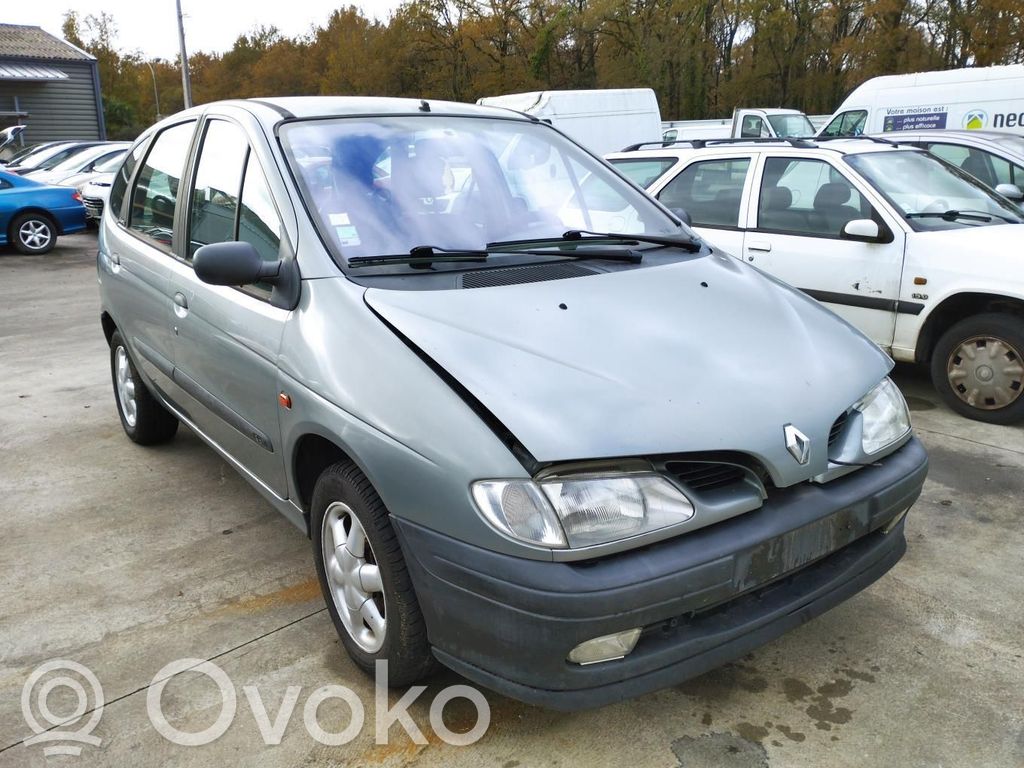 Renault Scenic I Etujarrusatula 