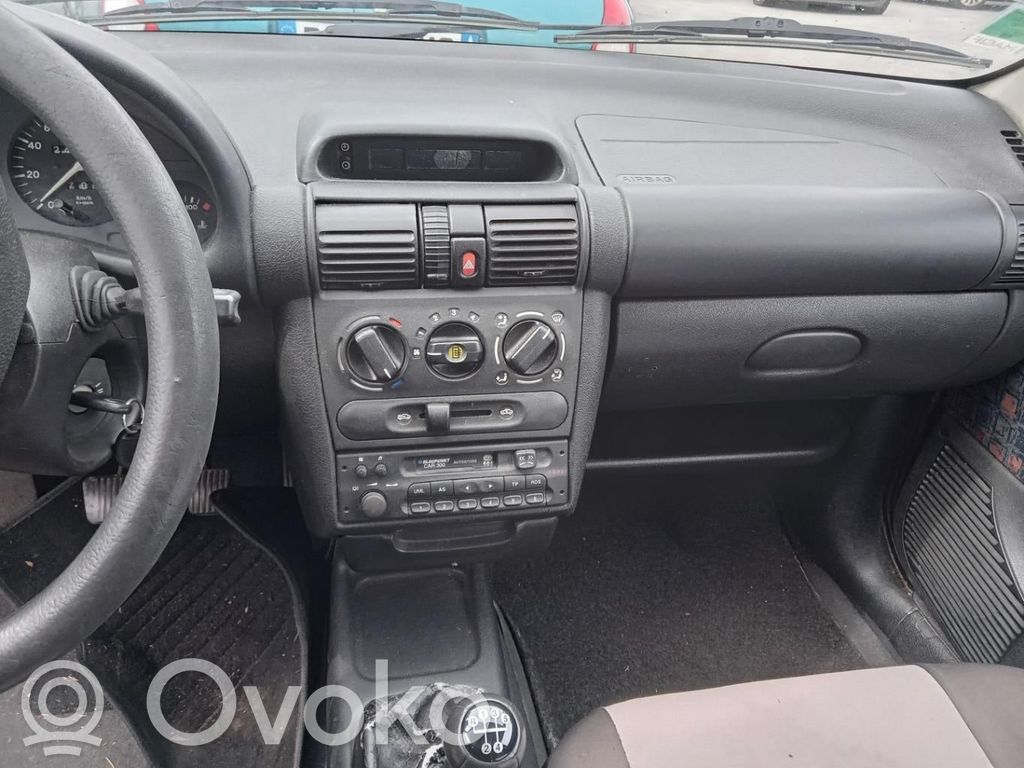 Opel Corsa B Hazard light switch 