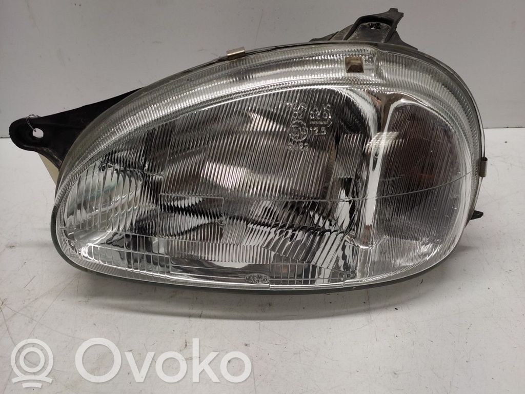 Opel Corsa B Headlight/headlamp 