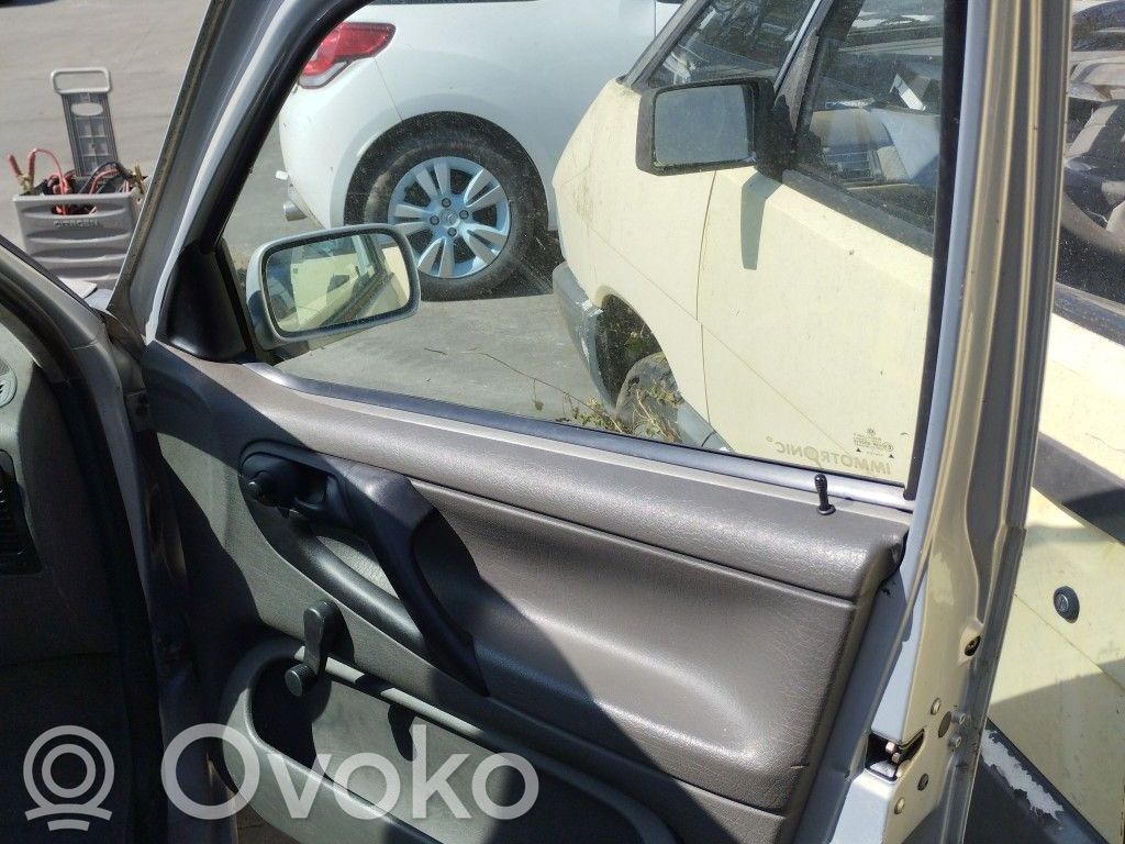 Volkswagen Polo III 6N 6N2 6NF Macara geam față manuală 