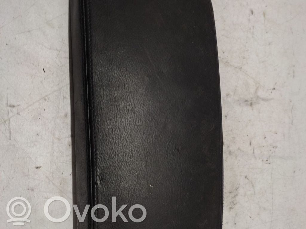 Peugeot 407 Armrest 