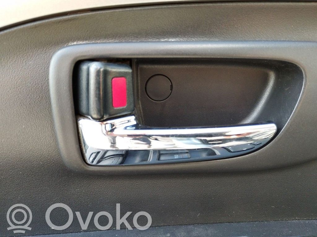 Mazda 5 Rankenėlė atidarymo vidinė 