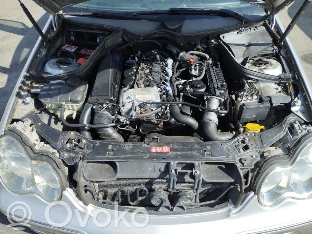 Mercedes-Benz C W203 Obudowa filtra powietrza 