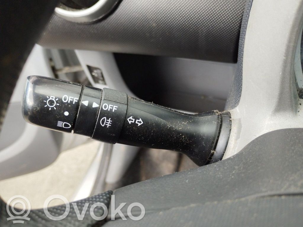 Peugeot 107 Indicator stalk 
