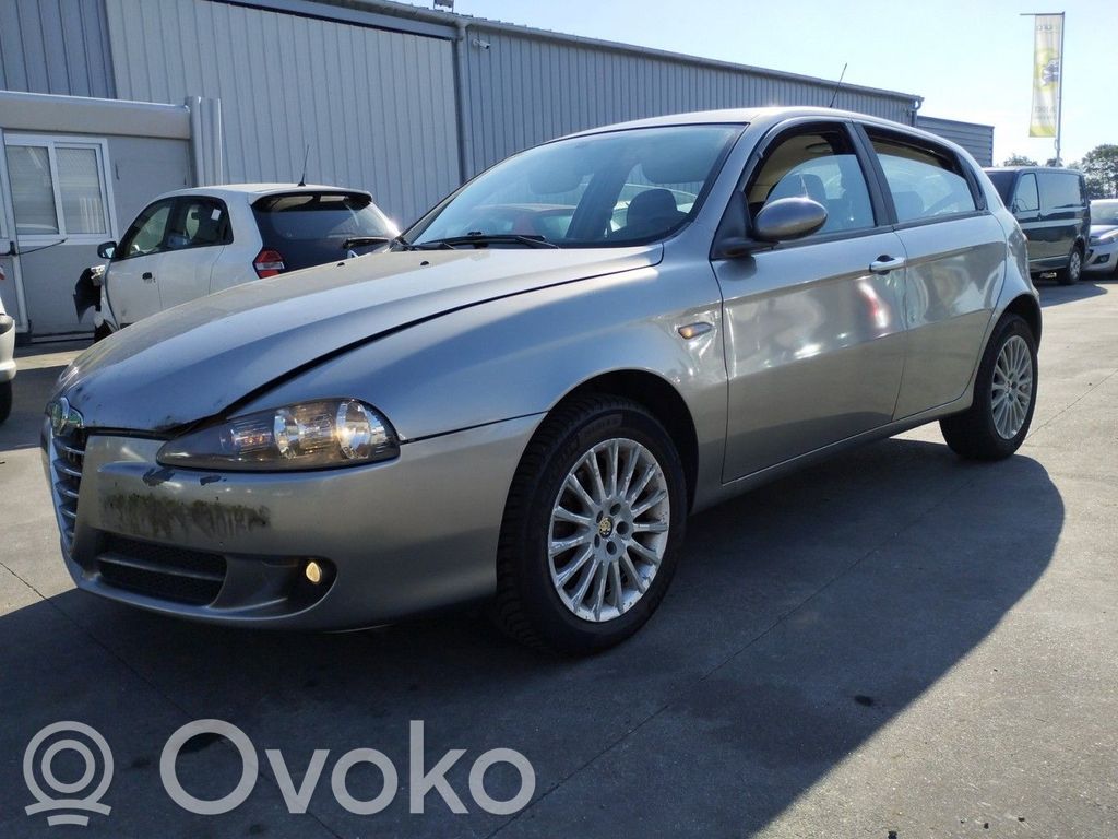 Alfa Romeo 147 Etuapurunko 