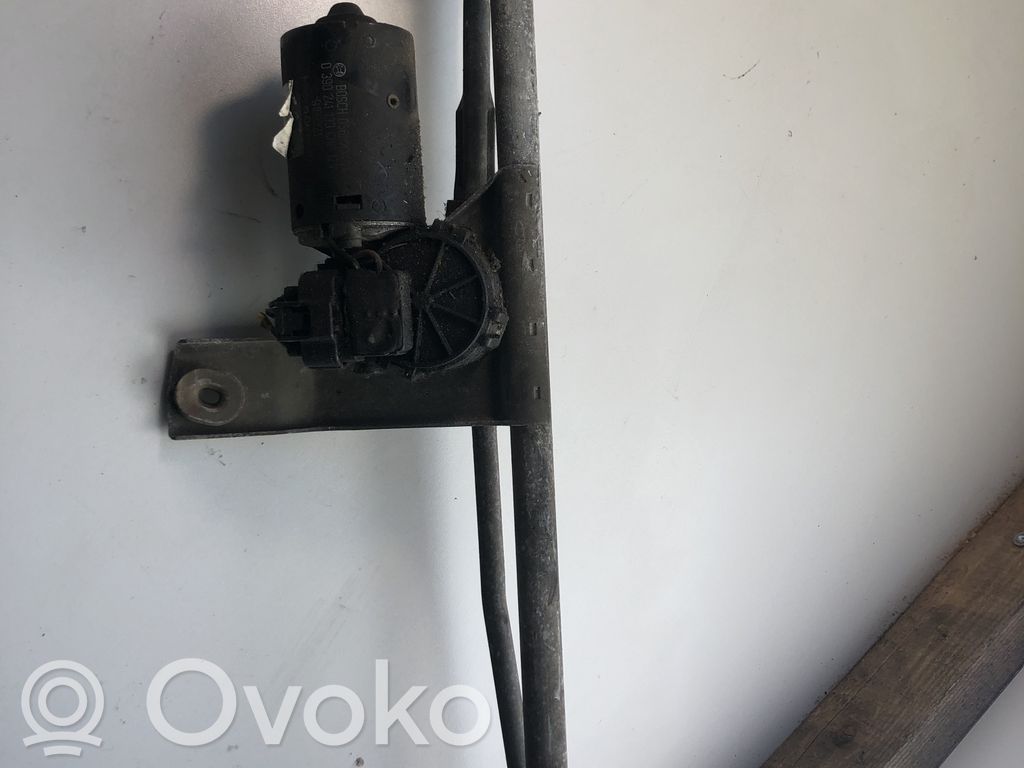 Volvo S70  V70  V70 XC Front wiper linkage and motor 