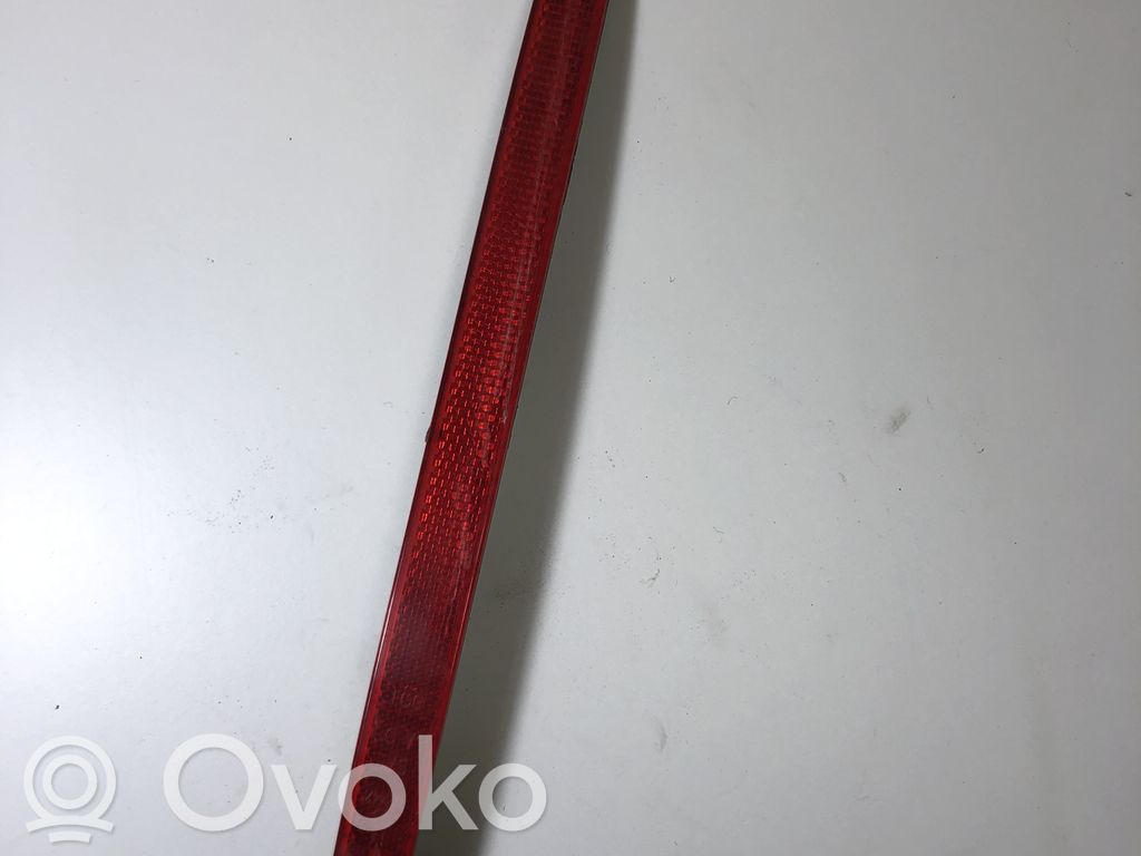 Rear tail light reflector   4E0945105,4E0945105