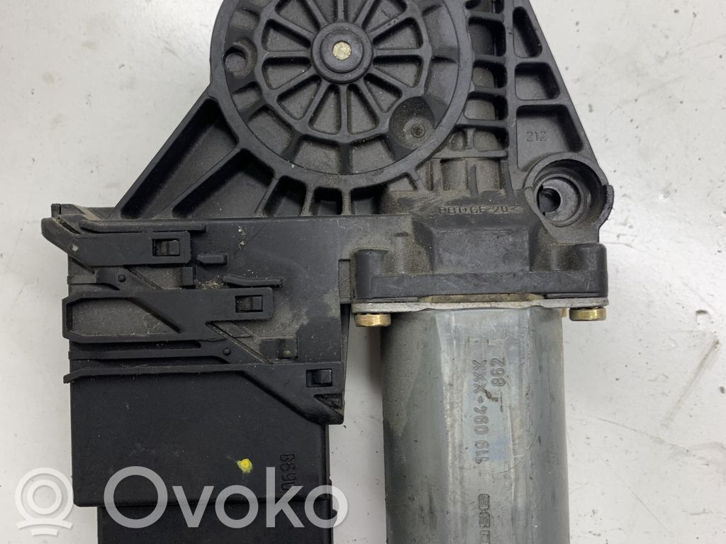 Volkswagen PASSAT B5 Silniczek podnoszenia szyby drzwi tylnych 
