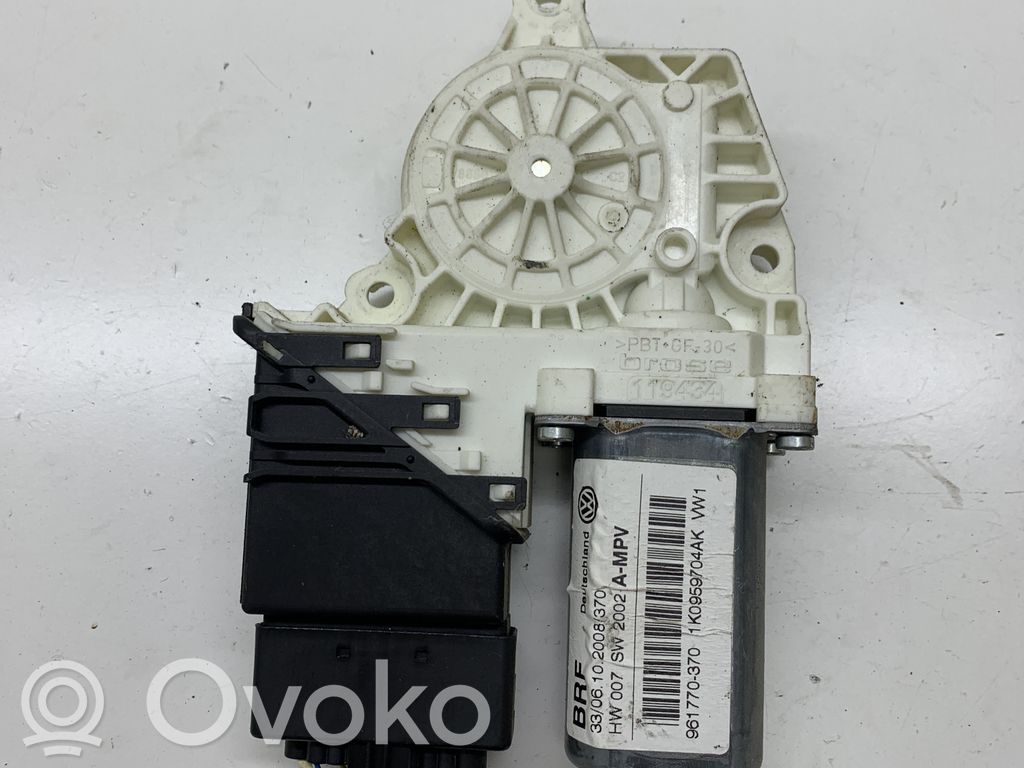 Silniczek podnoszenia szyby drzwi tylnych   1K0959704AK,1K0959704AK