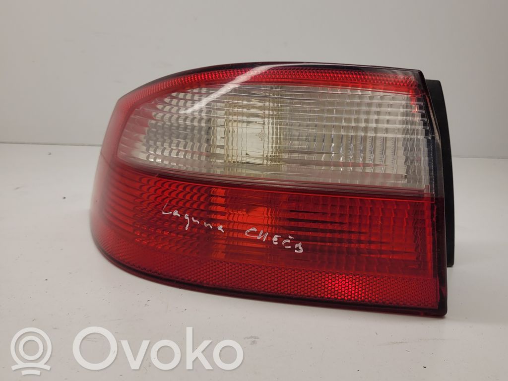 Renault Laguna II Galinis žibintas kėbule 