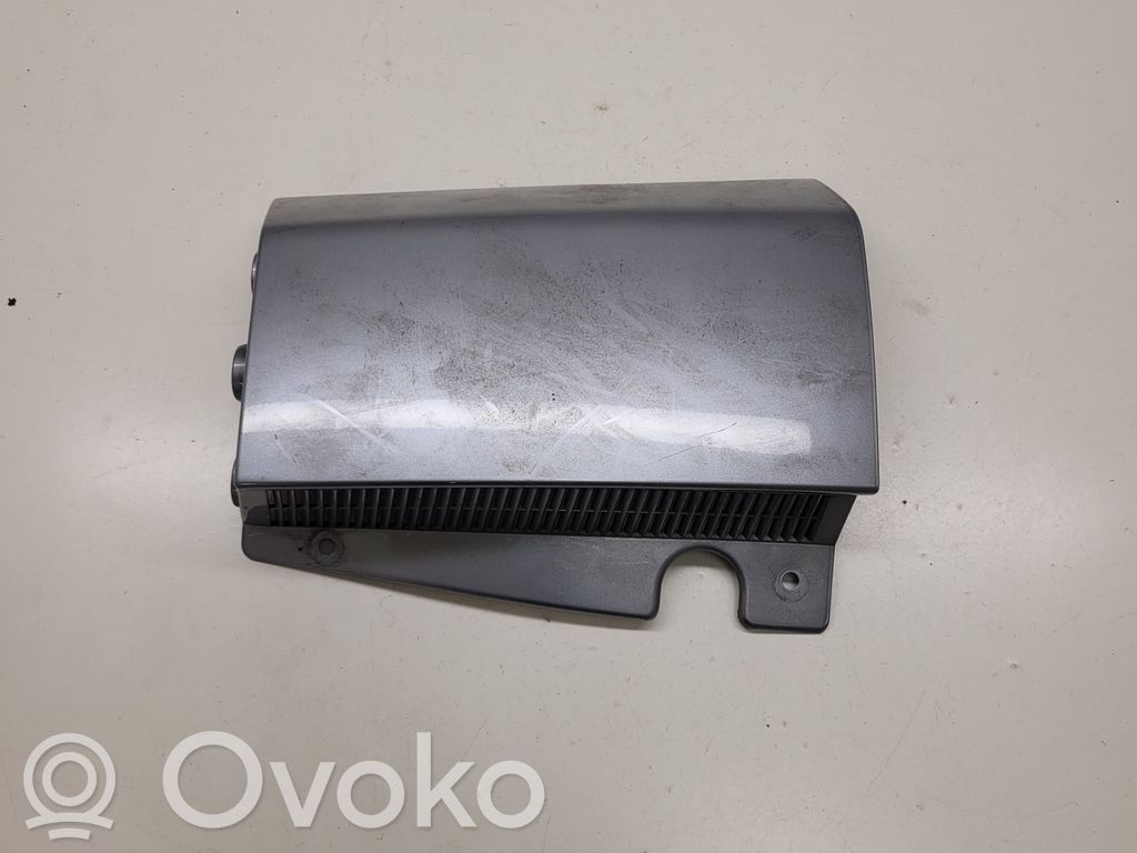 Opel Meriva A Listwa pod lampę tylną 